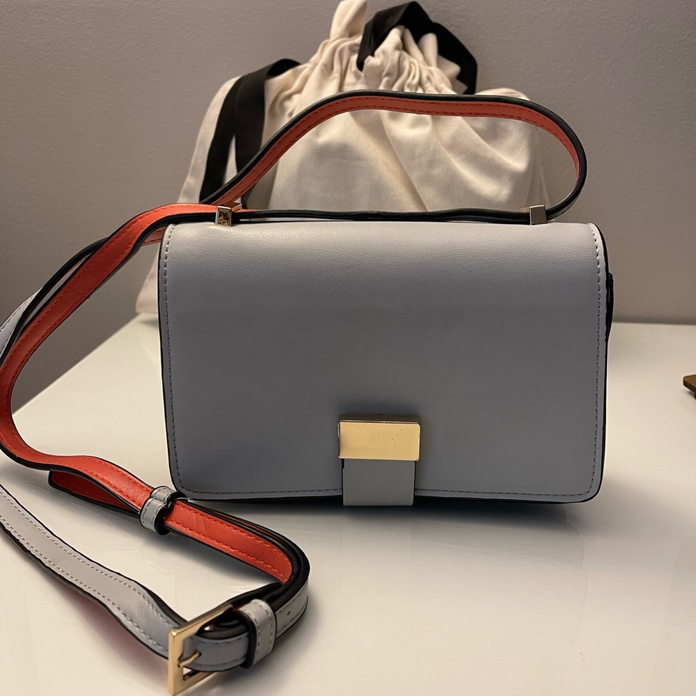 Crossbody bag